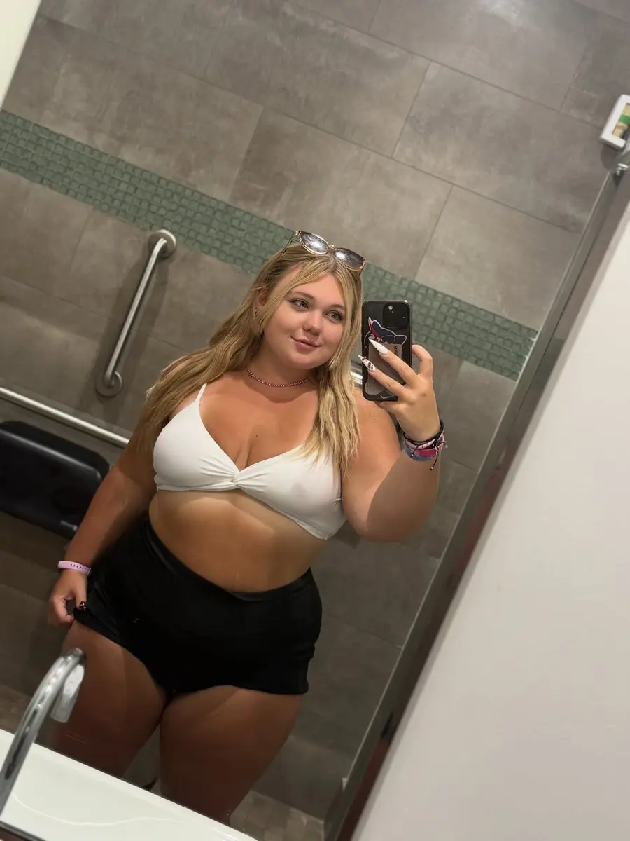 Sarah Lxves story image